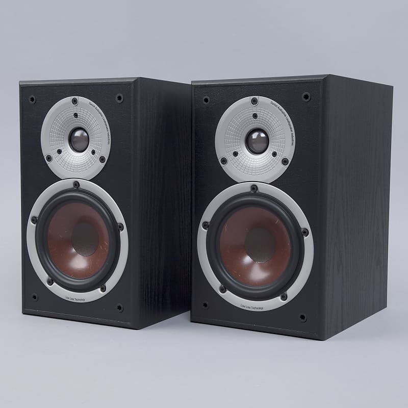 Dali Spektor 2 speakers like new, in dark wood colour Photo