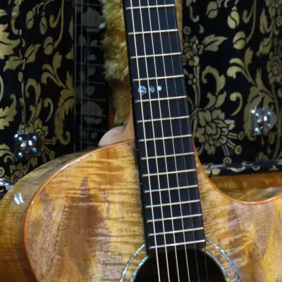 Batiksoul Guitars OM-C  Flamed Mango Exclusive Model 2022 image 17