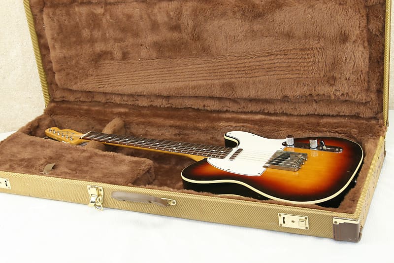 Fender Telecaster Custom 1985-86 - Three Tone Sunburst