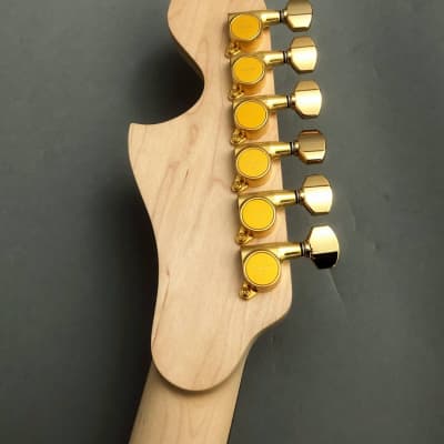 RUNT Guitars Homemade Instruments FOX Sakura Pink ≒3.1kg [Made in Japan][GSB019] image 9