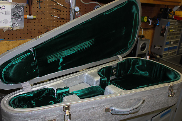 Mark leaf clearance guitar case