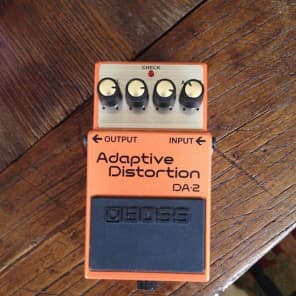 Boss DA-2 Adaptive Distortion | Reverb