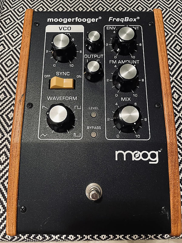 Moog Moogerfooger MF-107 FreqBox | Reverb