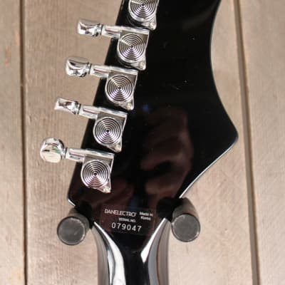 Danelectro JP 64S Artist Guitar  3-Tone Sunburst w/ Hardcase image 9
