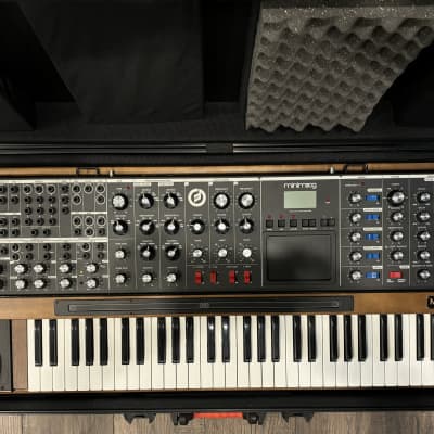 Moog Minimoog Voyager XL 61-Key Monophonic Synthesizer 2010 - Black with Wood Cabinet