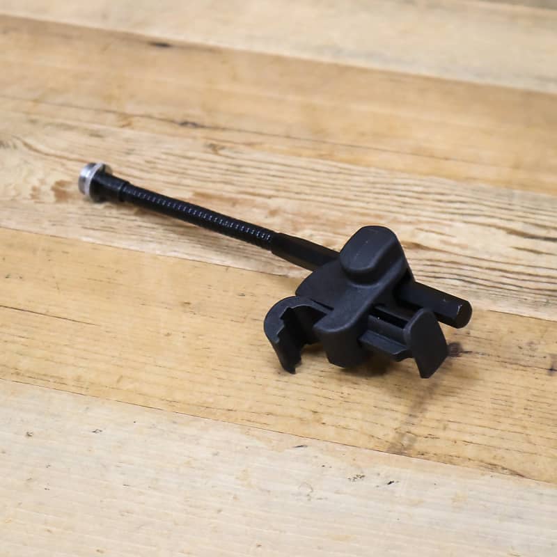 Latin Percussion EZMount Mic Claw for Drum Microphones Clip Reverb