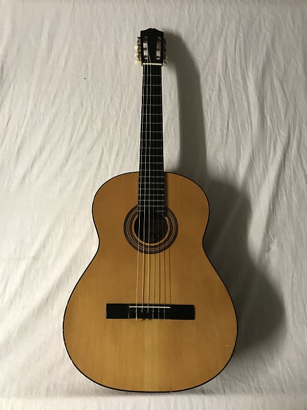 Yamaha CS40 -Guitare classique 3/4 : Nantel Musique