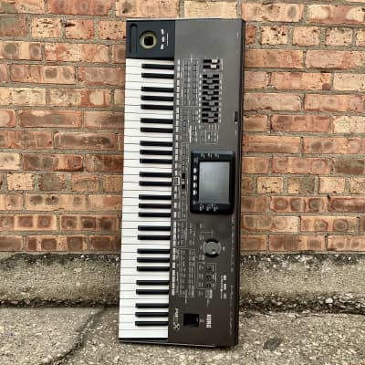 Korg PA3X61 61 Professional Arranger Workstation