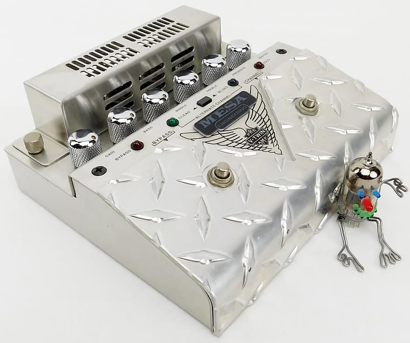 Mesa Boogie V-Twin Tube Preamp Pedal | Reverb Canada