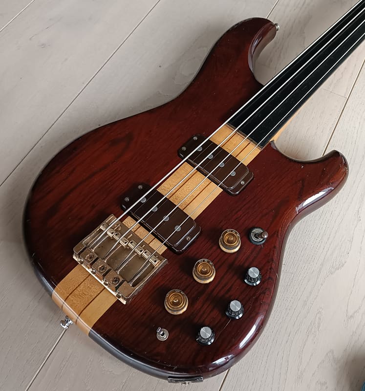 アイバニーズMC-940DS 1982 Ibanez Musician MC940 DS Vintage Neck Through Fretless