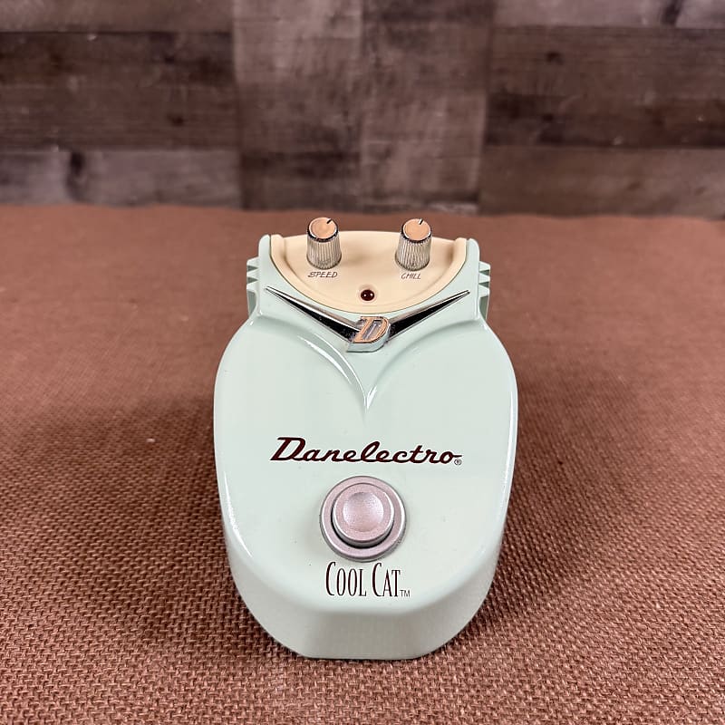 Danelectro Cool Cat Chorus