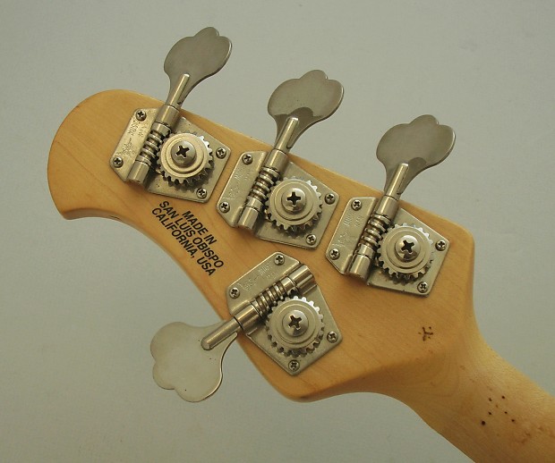 MUSIC MAN Sterling 4 H bass USA製 2000年