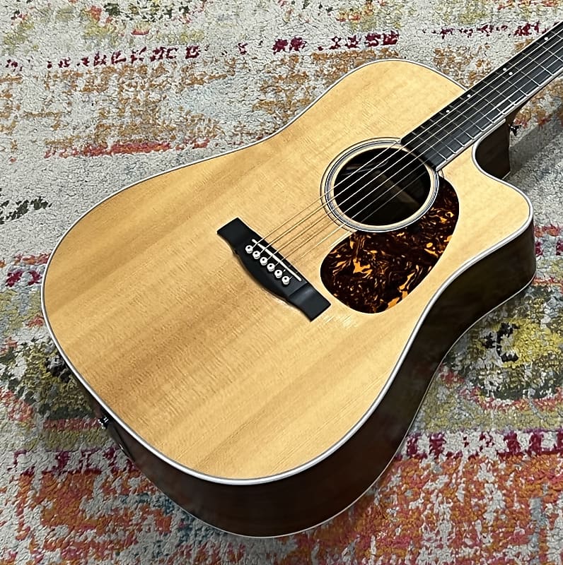 2010 Martin Performing Artist DCPA3 w/ Fishman F1 Aura Spruce Reverb