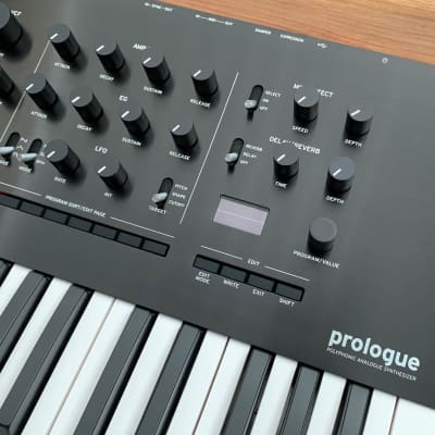 Korg Prologue 8 Polyphonic 49-Key 8-Voice Analog Synthesizer 2018 - Present - Black/Wood (Brand New/Open Box) image 5