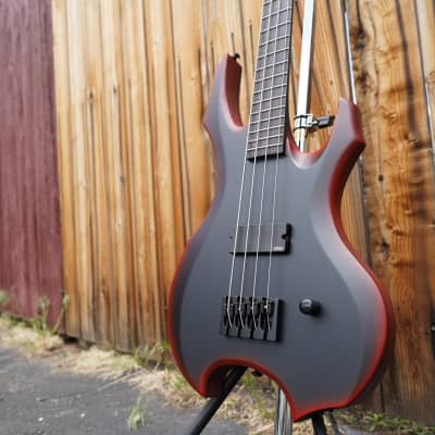 新作ウエア FL-4 SERIES SIGNATURE LTD ESP Black 4-String Satin Burst Red 管楽器・吹奏楽器