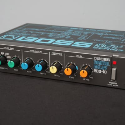 Boss RDD-10 80's Digital Delay Vintage Micro Rack Series