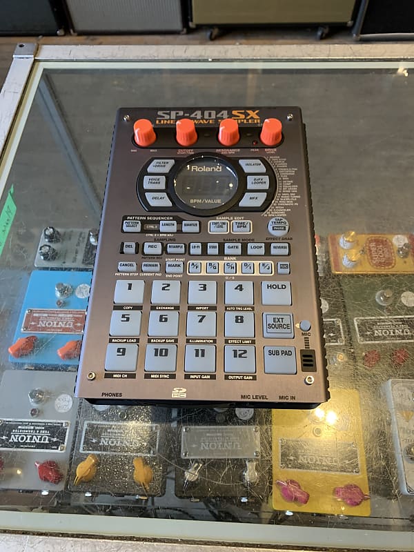 Roland SP-404SX Linear Wave Sampler