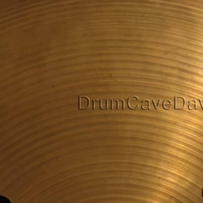 14" ZILDJIAN QUICK BEAT HI HAT CYMBALS, VINTAGE late 1970s HOLLOW LOGO, 1128 & 1202 grams image 9