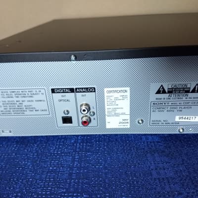 Sony 5 Disc CD Changer/Player CDP-CE375 image 7