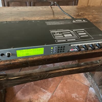 Yamaha FS1R FM Tone Generator 1998-1999, excellent condition, latest firmware, manuals