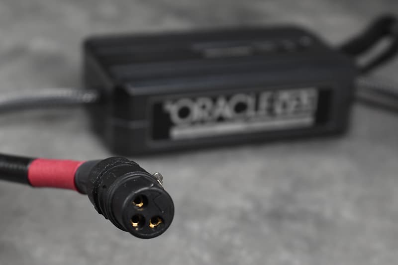MIT Oracle V3.1 Adjustable Impedance System XLR 1M Cable In Excellent  Condition