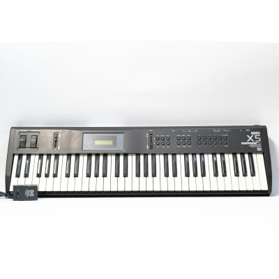 Korg X5 - 61-Key Music Synthesizer / Keyboard with Power Supply image 1