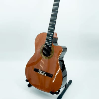 Alhambra 5P CTW ELE Semi Acoustic classical guitar for sale