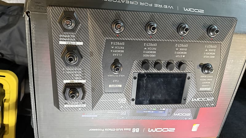 Zoom B6