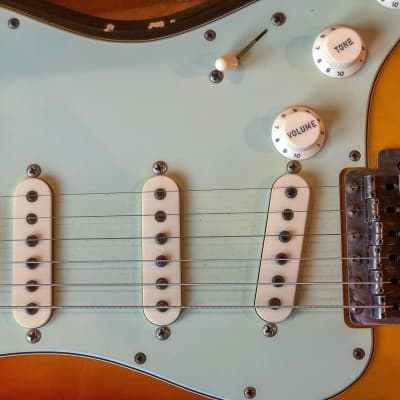 1963 Fender Custom Shop w/Flamed Neck* Stratocaster Relic 3-color sunburst "The 63" 2015 image 12