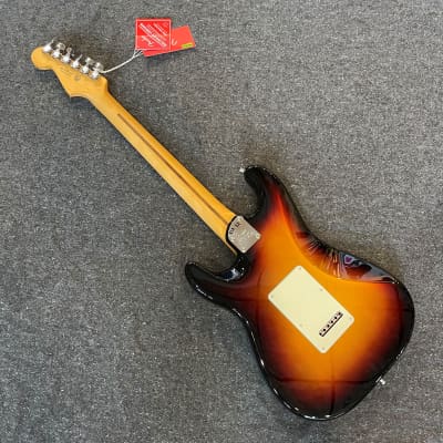 Fender American Ultra Stratocaster RW Ultraburst 7lbs, 15oz US210042657 image 7