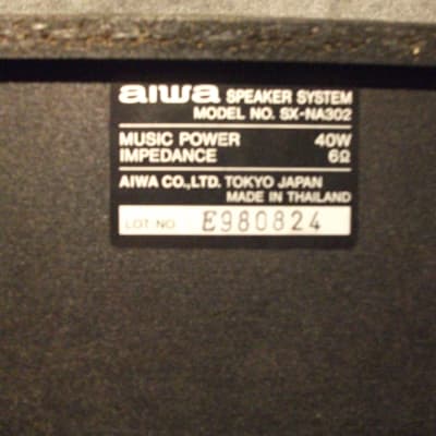 Aiwa SX-NA302 Bookshelf Stereo Speakers Pair image 3