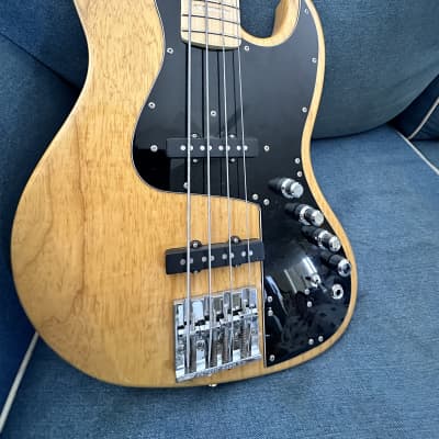 Fender Marcus Miller Jazz Bass  - Outstanding & Upgraded image 3
