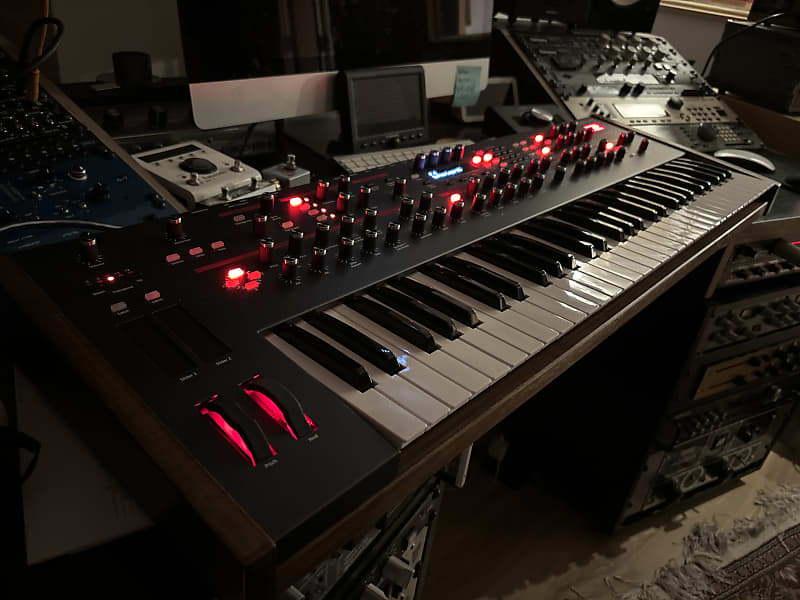 Discontinued MINT Dave smith sequential circuits Prophet 12