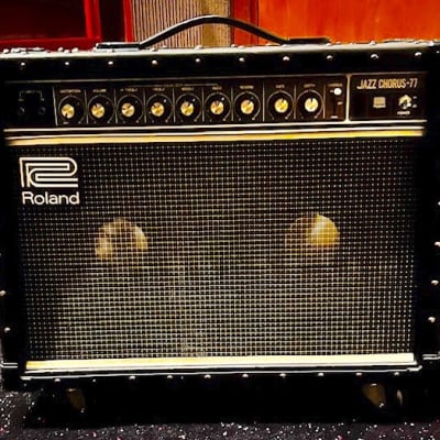 Roland JC-77 Jazz Chorus 80-Watt 2x10