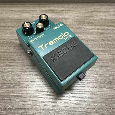 Boss TR-2 Tremolo | Reverb