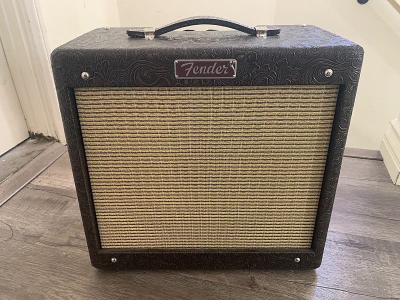 Fender Pro Junior IV LTD 15w Amp With Cannabis Rex 10” Guitar | Reverb