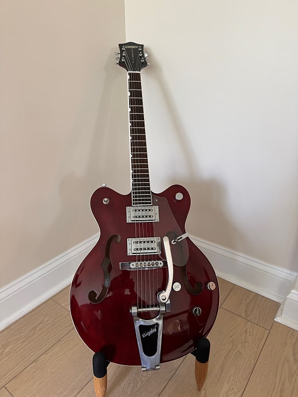 Gretsch Guitars G5122 Double Cutaway Electromatic Hollowbody