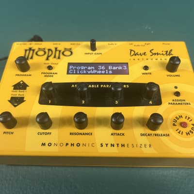 Dave Smith Instruments Mopho Desktop Monophonic Synthesizer 2008 - 2016 - Yellow