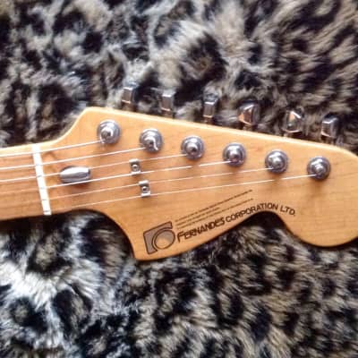 Fernandes Stone Logo 70's Stratocaster 1970's style large headstock 1970's Two tone tobacco image 14