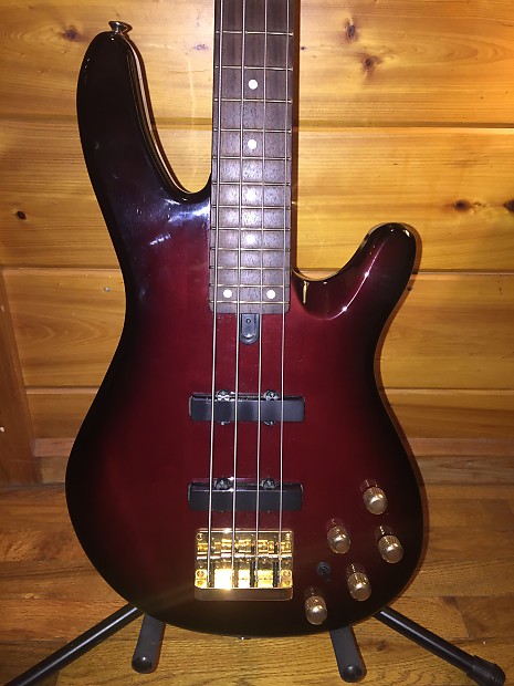 Yamaha BB604 Bass Guitar with Gator Case