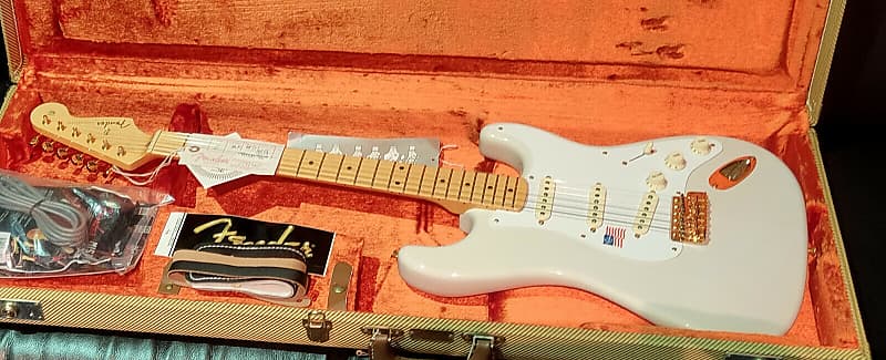 Fender LTD American Vintage 1957 Commemorative Stratocaster®2007 White Blonde image 1