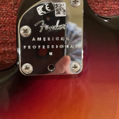 Fender American Professional II Stratocaster 2021 - 3tone Sunburst image 14