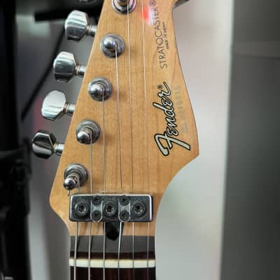 Fender Standard Stratocaster with S1 Tremolo with Rosewood Fretboard MIJ 1984 - 1987 - Black image 9