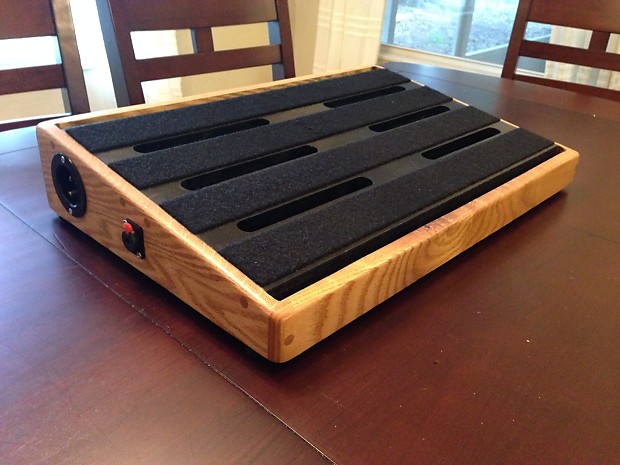GroundSwell Pro Pedalboard In stock ON SALE 22 x14.25 input output and AC Power included