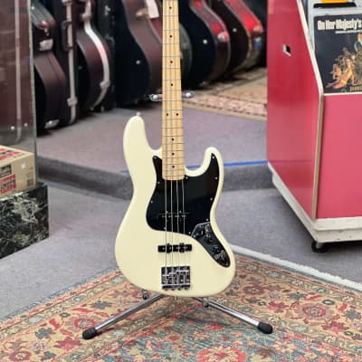 Fender Deluxe Active Jazz Bass 2020  - Olympic White for sale