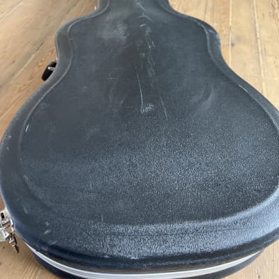 SKB 1SKB-300 Baby Taylor/Little Martin Acoustic Guitar Hard Case image 4