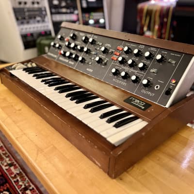 VINTAGE Moog MiniMoog Model D 1979 - Walnut original analog synthesizer USA synth image 5