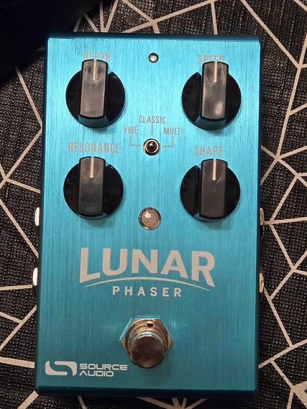 Source Audio Lunar Phaser