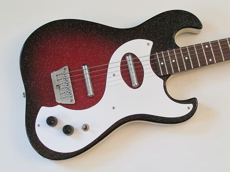 Danelectro '63 Reissue Red Sparkle Sunburst w/Dano Gig Bag Reverb