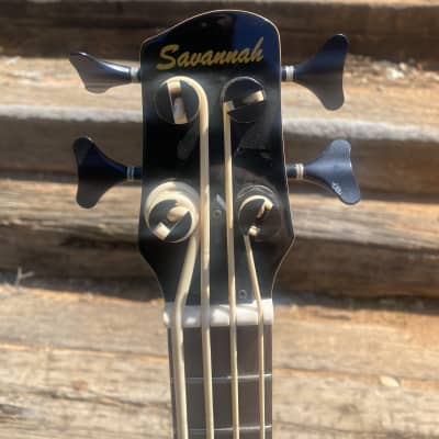 Savannah STB-700 lighting Sunburst Uke bass mini travel guitar 23’ scale image 5